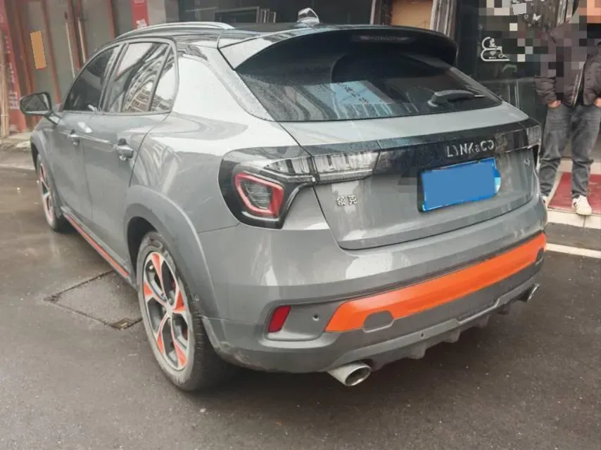 2018 Toyota C-HR 2.0L 171HP L4 CVT,autocango,china used car exporter,china ev exporter,chinese used car exporter,chinese used ev exporter