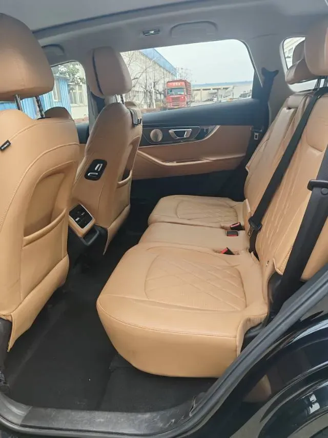 2024 Chery Tiggo 8 PRO 1.6T 197HP L4 7DCT,autocango,china used car exporter,china ev exporter,chinese used car exporter,chinese used ev exporter