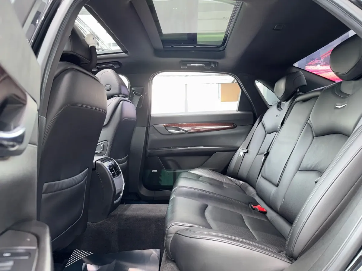 2021 Cadillac CT6 2.0T 237HP L4 10AT,autocango,china used car exporter,china ev exporter,chinese used car exporter,chinese used ev exporter