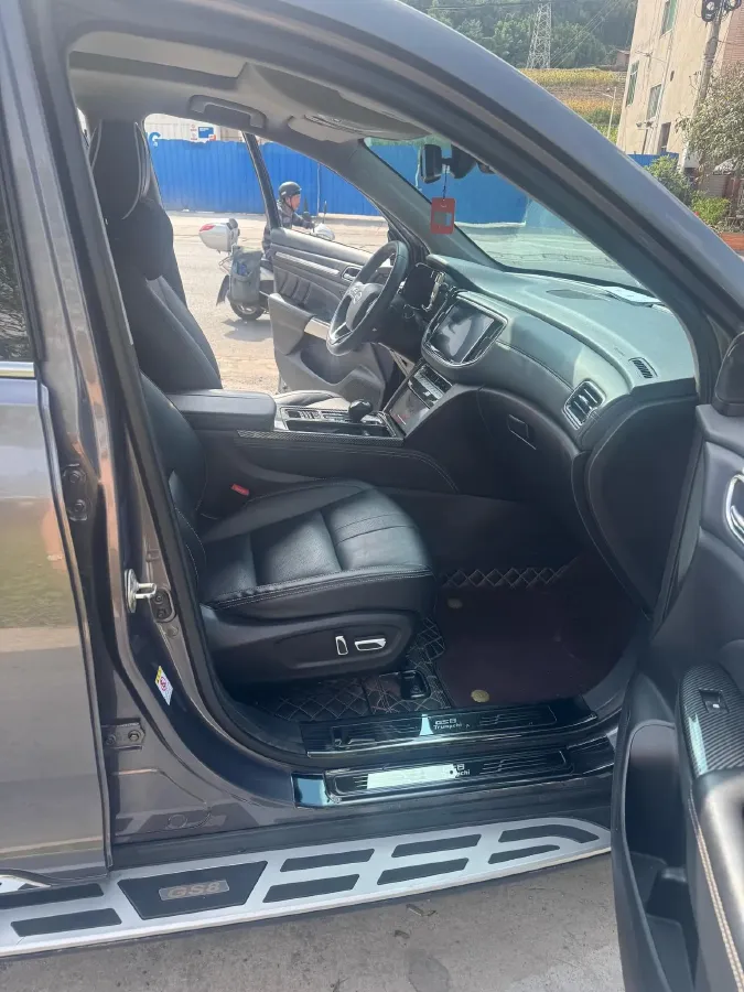 2020 GAC Trumpchi GS8 2.0T 252HP L4 6AT,autocango,china used car exporter,china ev exporter,chinese used car exporter,chinese used ev exporter