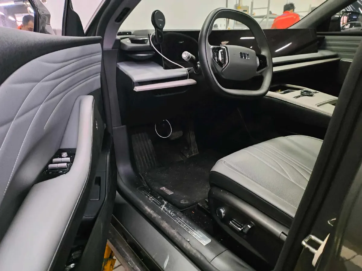 2024 Geely Galaxy E8 BEV 62KWH,autocango,china used car exporter,china ev exporter,chinese used car exporter,chinese used ev exporter