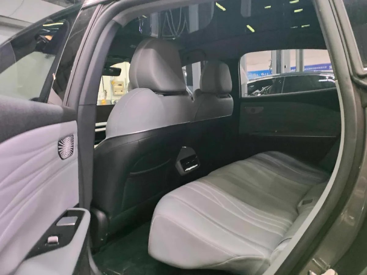 2024 Geely Galaxy E8 BEV 62KWH,autocango,china used car exporter,china ev exporter,chinese used car exporter,chinese used ev exporter