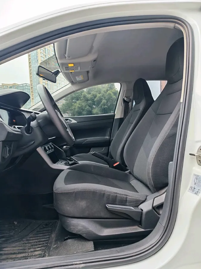 2023 Volkswagen Polo 1.5L 110HP L4 6AT,autocango,china used car exporter,china ev exporter,chinese used car exporter,chinese used ev exporter