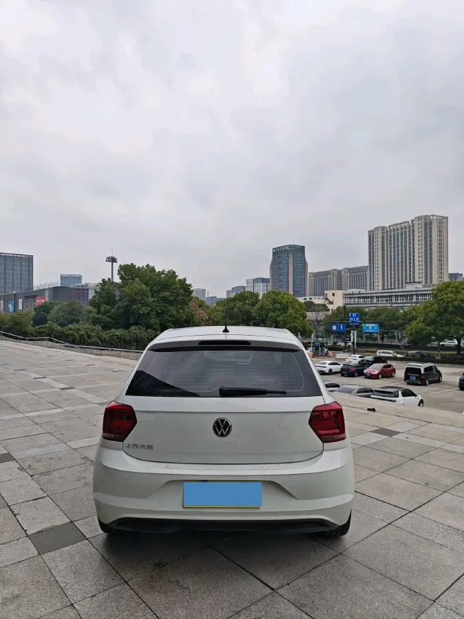 2023 Volkswagen Polo 1.5L 110HP L4 6AT,autocango,china used car exporter,china ev exporter,chinese used car exporter,chinese used ev exporter