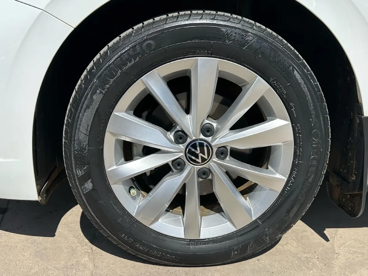 2021 Volkswagen Bora 1.5L 113HP L4 6AT,autocango,china used car exporter,china ev exporter,chinese used car exporter,chinese used ev exporter