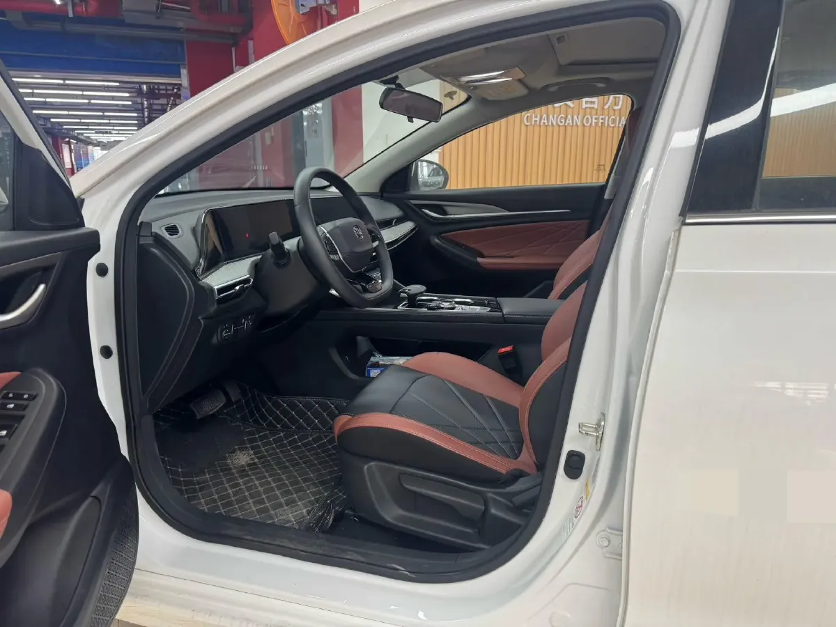 2023 ChangAn Eado 1.4T 160HP L4 7DCT,autocango,china used car exporter,china ev exporter,chinese used car exporter,chinese used ev exporter