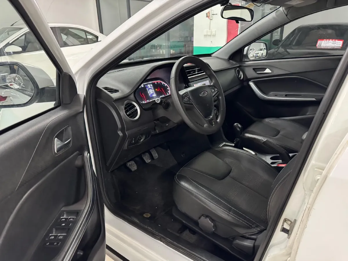 2018 Chery Tiggo 3x 1.5L 106HP L4 5MT,autocango,china used car exporter,china ev exporter,chinese used car exporter,chinese used ev exporter