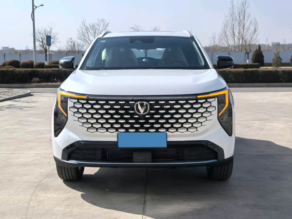 2026 ChangAn CS55 Plus 1.5T 192HP L4 7DCT,autocango,china used car exporter,china ev exporter,chinese used car exporter,chinese used ev exporter