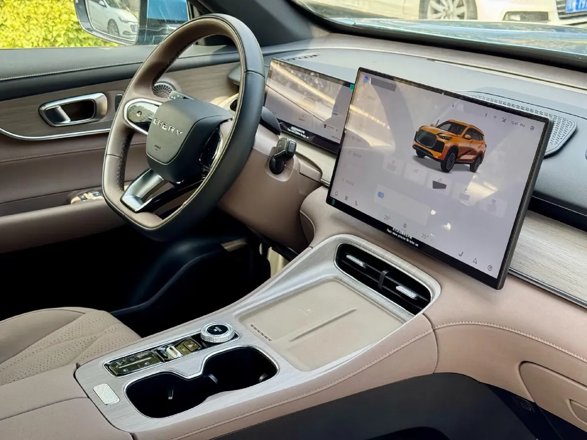 2025 Chery Tiggo8 PLUS C-DM 1.5T 156HP L4 1DHT PHEV,autocango,china used car exporter,china ev exporter,chinese used car exporter,chinese used ev exporter