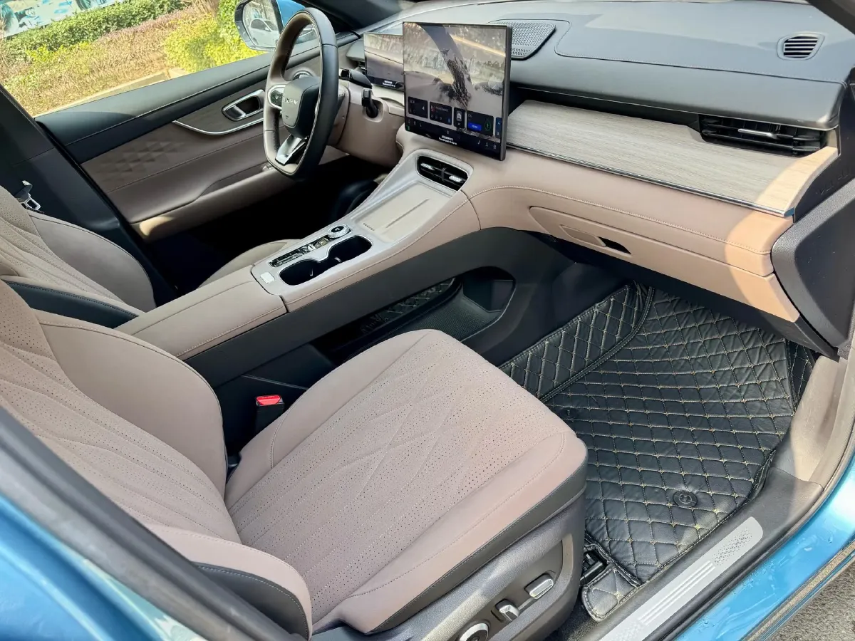 2025 Chery Tiggo8 PLUS C-DM 1.5T 156HP L4 1DHT PHEV,autocango,china used car exporter,china ev exporter,chinese used car exporter,chinese used ev exporter