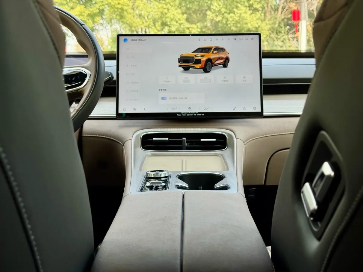 2025 Chery Tiggo8 PLUS C-DM 1.5T 156HP L4 1DHT PHEV,autocango,china used car exporter,china ev exporter,chinese used car exporter,chinese used ev exporter