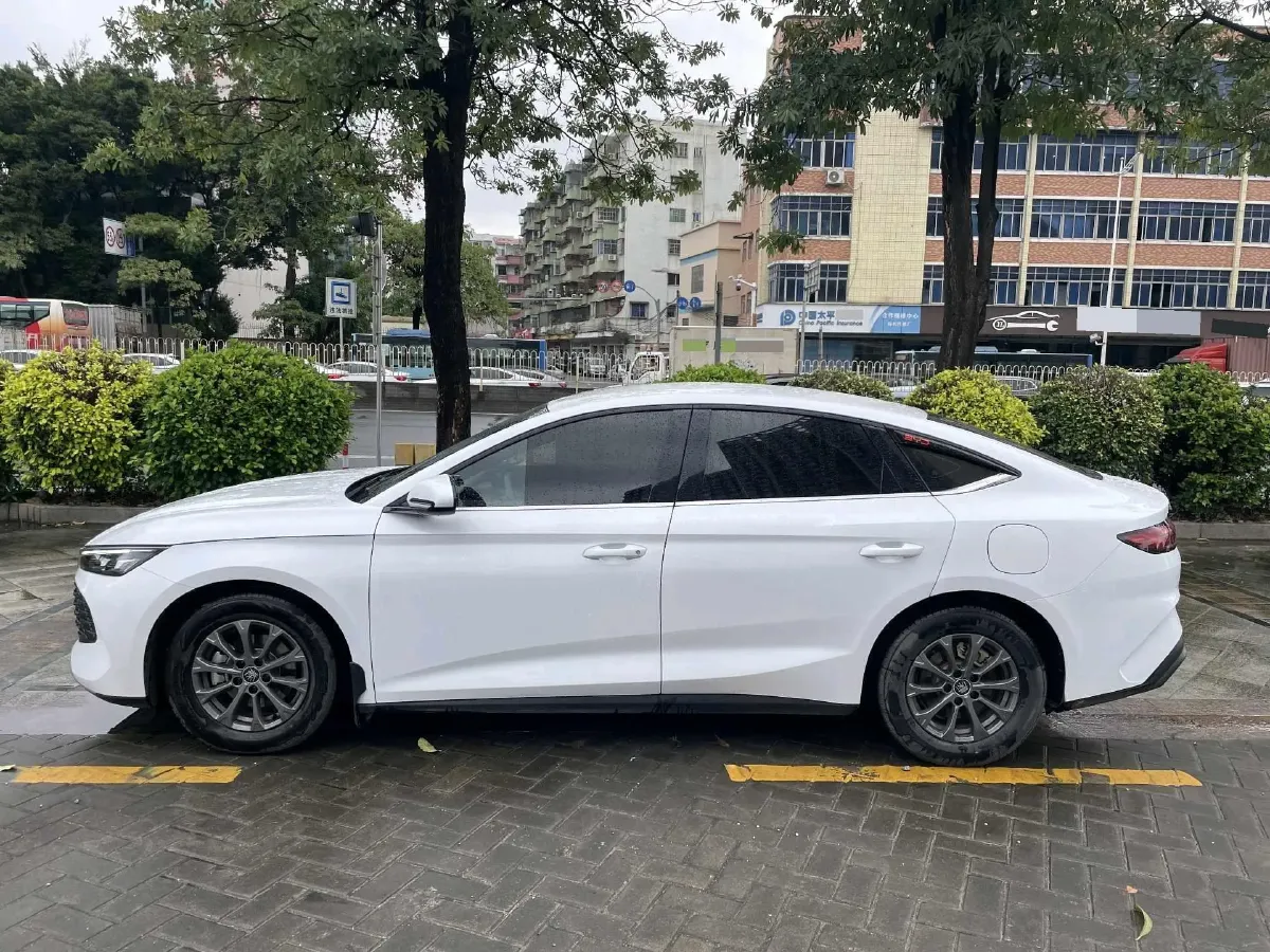 2024 BYD QinL 1.5L 101HP L4 E-CVT PHEV 10.08KWH,autocango,china used car exporter,china ev exporter,chinese used car exporter,chinese used ev exporter