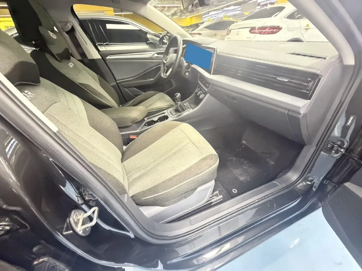 2023 Volkswagen Sagitar 1.2T 116HP L4 5MT,autocango,china used car exporter,china ev exporter,chinese used car exporter,chinese used ev exporter