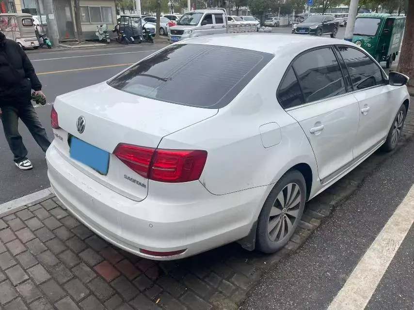 2018 KingLong KaiTe 2.3T 110HP L4 5MT,autocango,china used car exporter,china ev exporter,chinese used car exporter,chinese used ev exporter