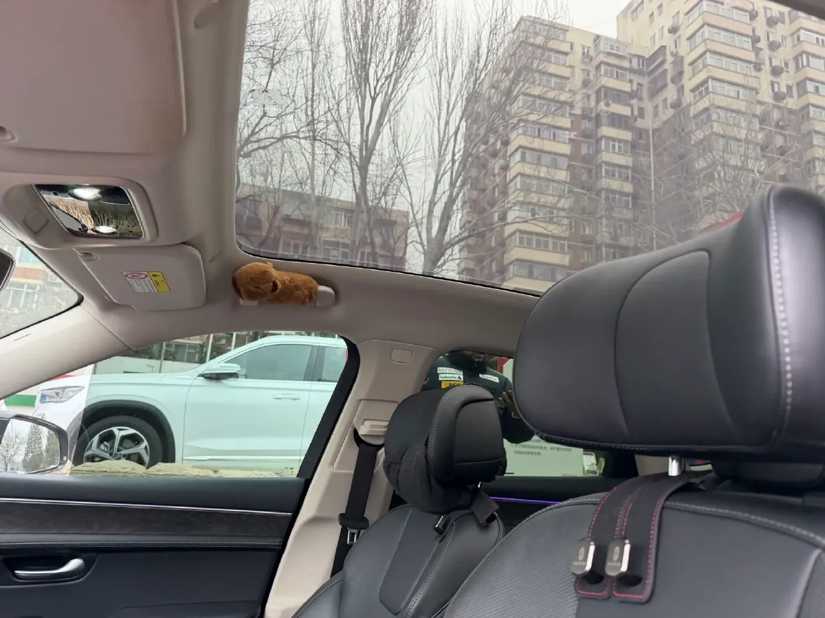 2022 JMC YuHu 7 2.0T 141HP L4 8AT,autocango,china used car exporter,china ev exporter,chinese used car exporter,chinese used ev exporter