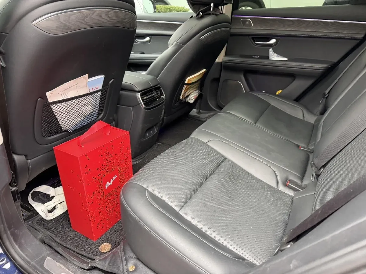 2022 JMC YuHu 7 2.0T 141HP L4 8AT,autocango,china used car exporter,china ev exporter,chinese used car exporter,chinese used ev exporter