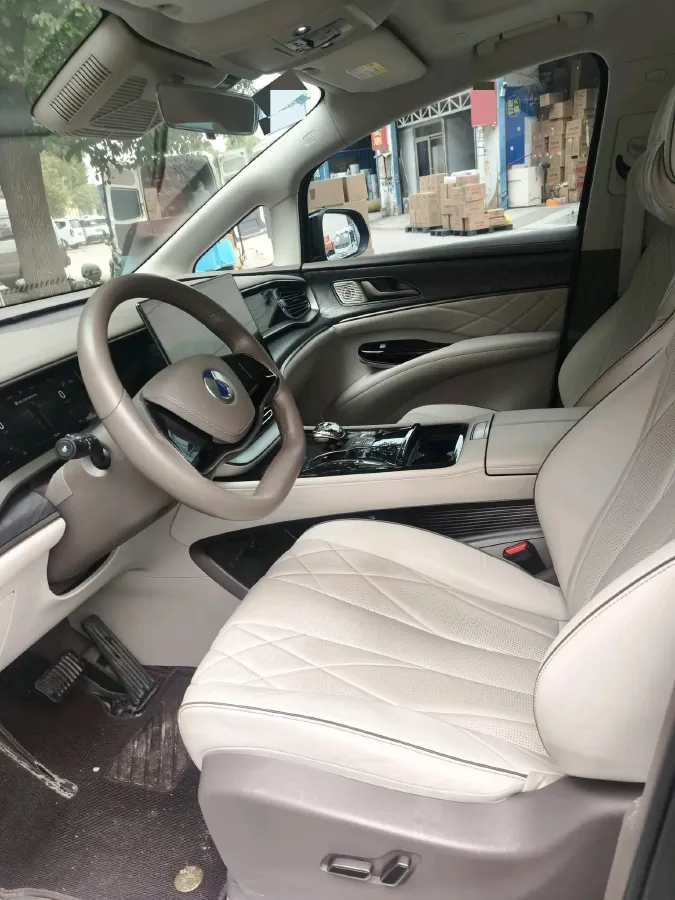 2023 Denza D9 1.5T 139HP L4 E-CVT PHEV 20.39KWH,autocango,china used car exporter,china ev exporter,chinese used car exporter,chinese used ev exporter