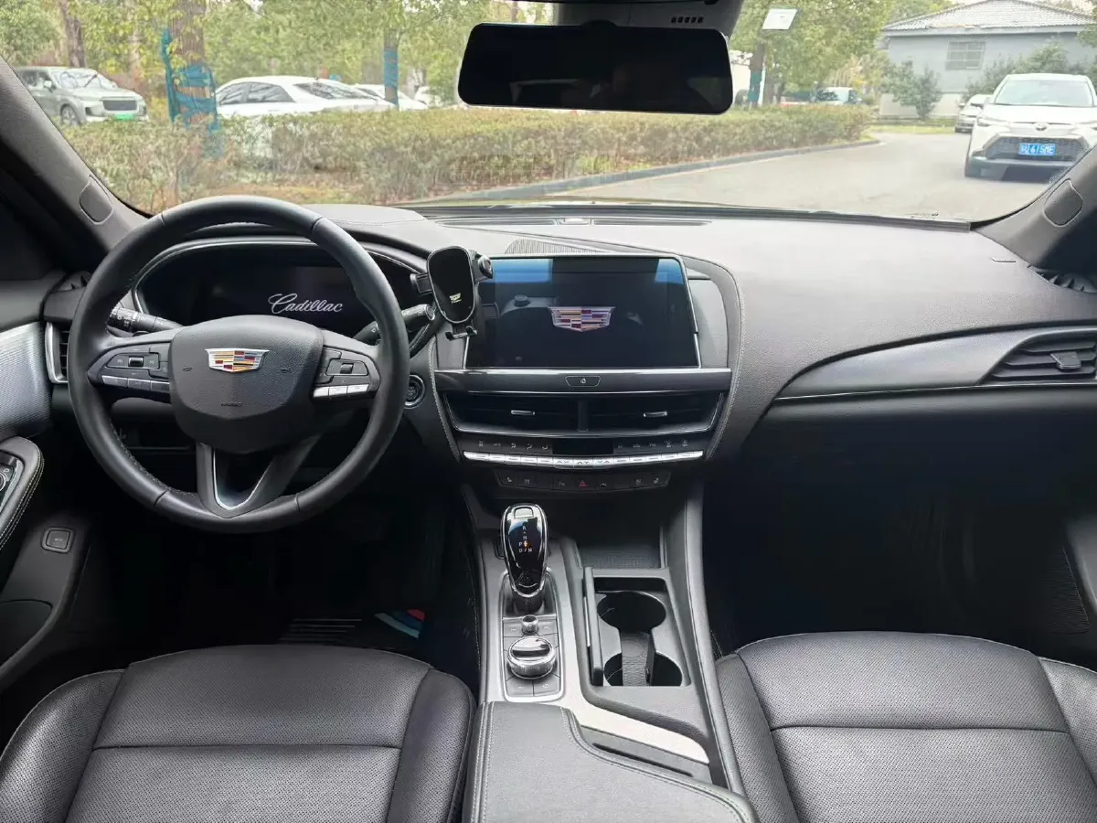 2023 Cadillac CT5 2.0T 237HP L4 10AT,autocango,china used car exporter,china ev exporter,chinese used car exporter,chinese used ev exporter