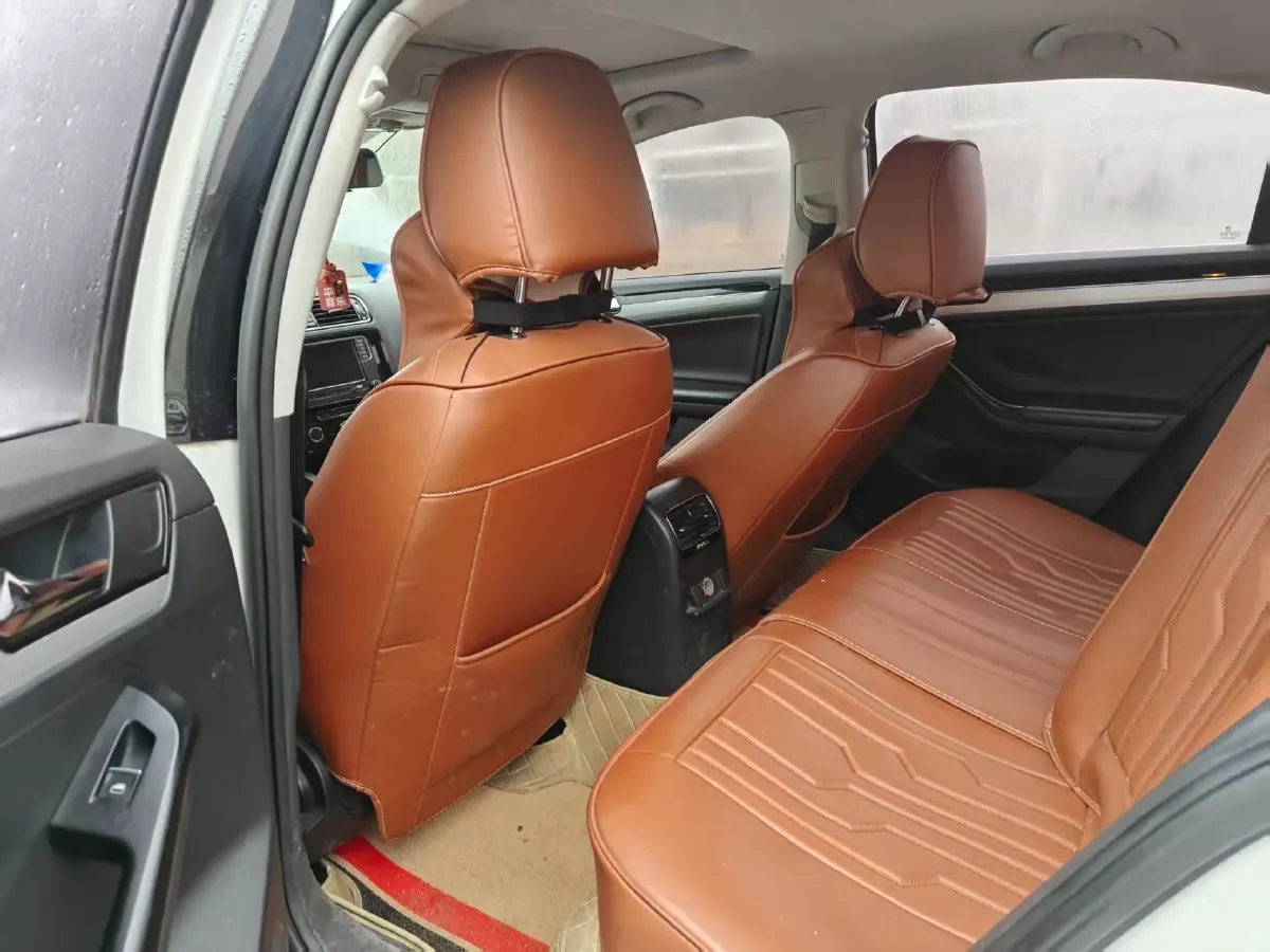 2018 JMC YuSheng S350 2.0T 141HP L4 6AT,autocango,china used car exporter,china ev exporter,chinese used car exporter,chinese used ev exporter