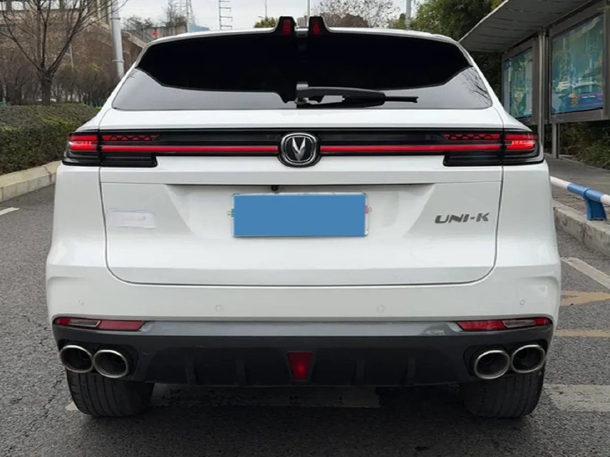 2021 ChangAn UNI-K 2.0T 233HP L4 8AT,autocango,china used car exporter,china ev exporter,chinese used car exporter,chinese used ev exporter