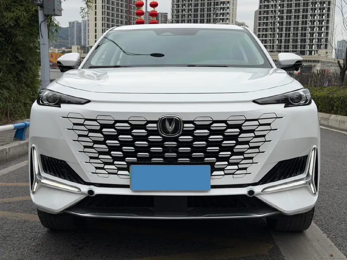 2021 ChangAn UNI-K 2.0T 233HP L4 8AT,autocango,china used car exporter,china ev exporter,chinese used car exporter,chinese used ev exporter