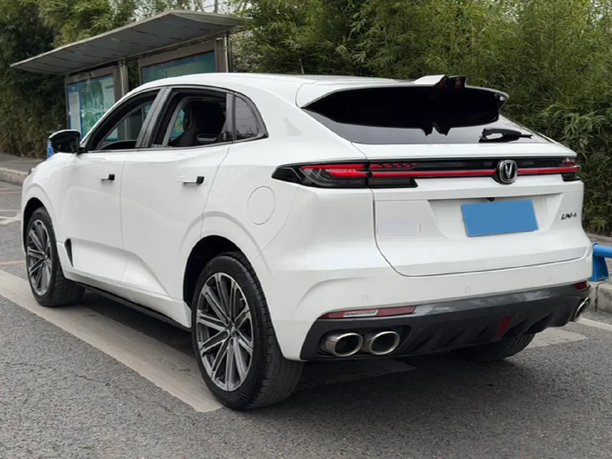 2021 ChangAn UNI-K 2.0T 233HP L4 8AT,autocango,china used car exporter,china ev exporter,chinese used car exporter,chinese used ev exporter