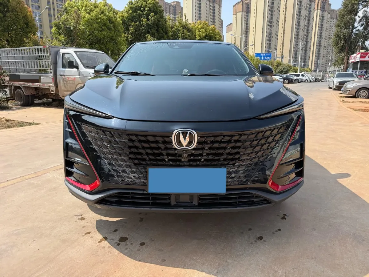 2020 ChangAn UNI-T 1.5T 180HP L4 7DCT,autocango,china used car exporter,china ev exporter,chinese used car exporter,chinese used ev exporter