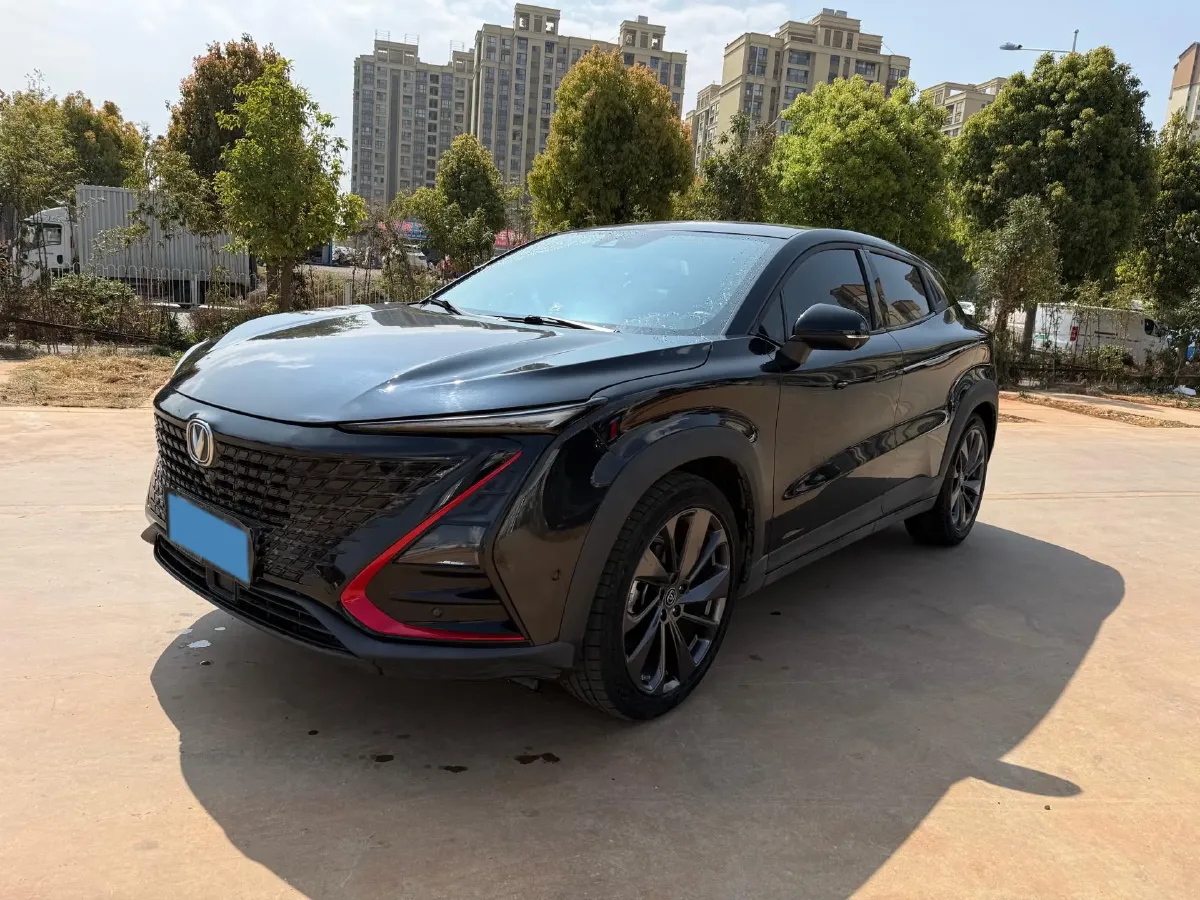 2020 ChangAn UNI-T 1.5T 180HP L4 7DCT,autocango,china used car exporter,china ev exporter,chinese used car exporter,chinese used ev exporter