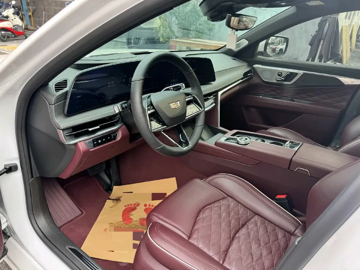 2023 Cadillac CT6 2.0T 237HP L4 10AT,autocango,china used car exporter,china ev exporter,chinese used car exporter,chinese used ev exporter