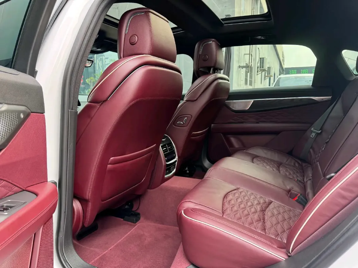 2023 Cadillac CT6 2.0T 237HP L4 10AT,autocango,china used car exporter,china ev exporter,chinese used car exporter,chinese used ev exporter