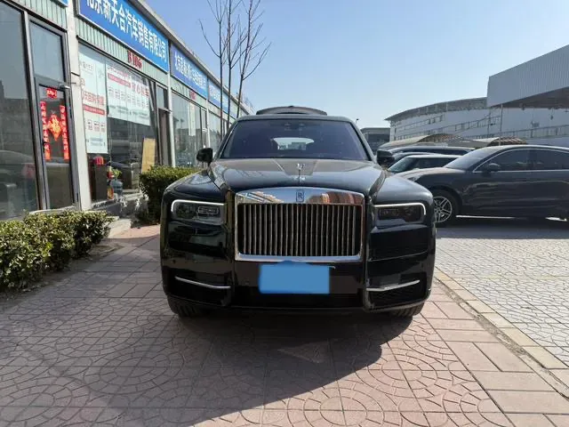 2018 Rolls-Royce Cullinan 6.7T 571HP V12 8AT,autocango,china used car exporter,china ev exporter,chinese used car exporter,chinese used ev exporter