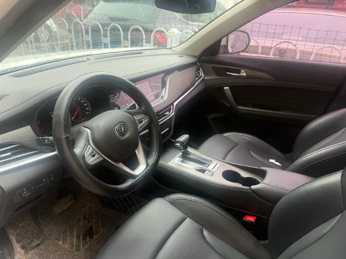 2019 ChangAn CS35 Plus 1.4T 158HP L4 7DCT,autocango,china used car exporter,china ev exporter,chinese used car exporter,chinese used ev exporter