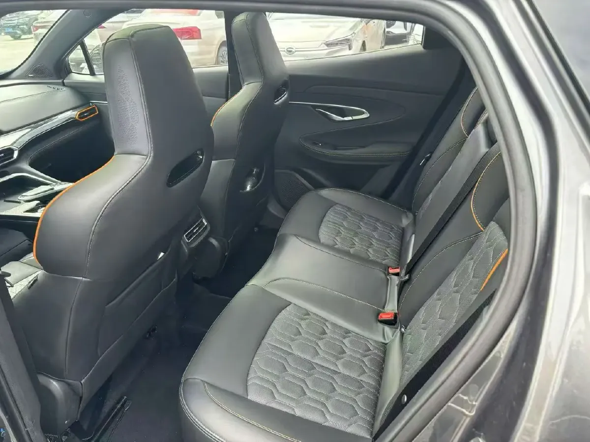 2022 ChangAn UNI-T 1.5T 188HP L4 7DCT,autocango,china used car exporter,china ev exporter,chinese used car exporter,chinese used ev exporter