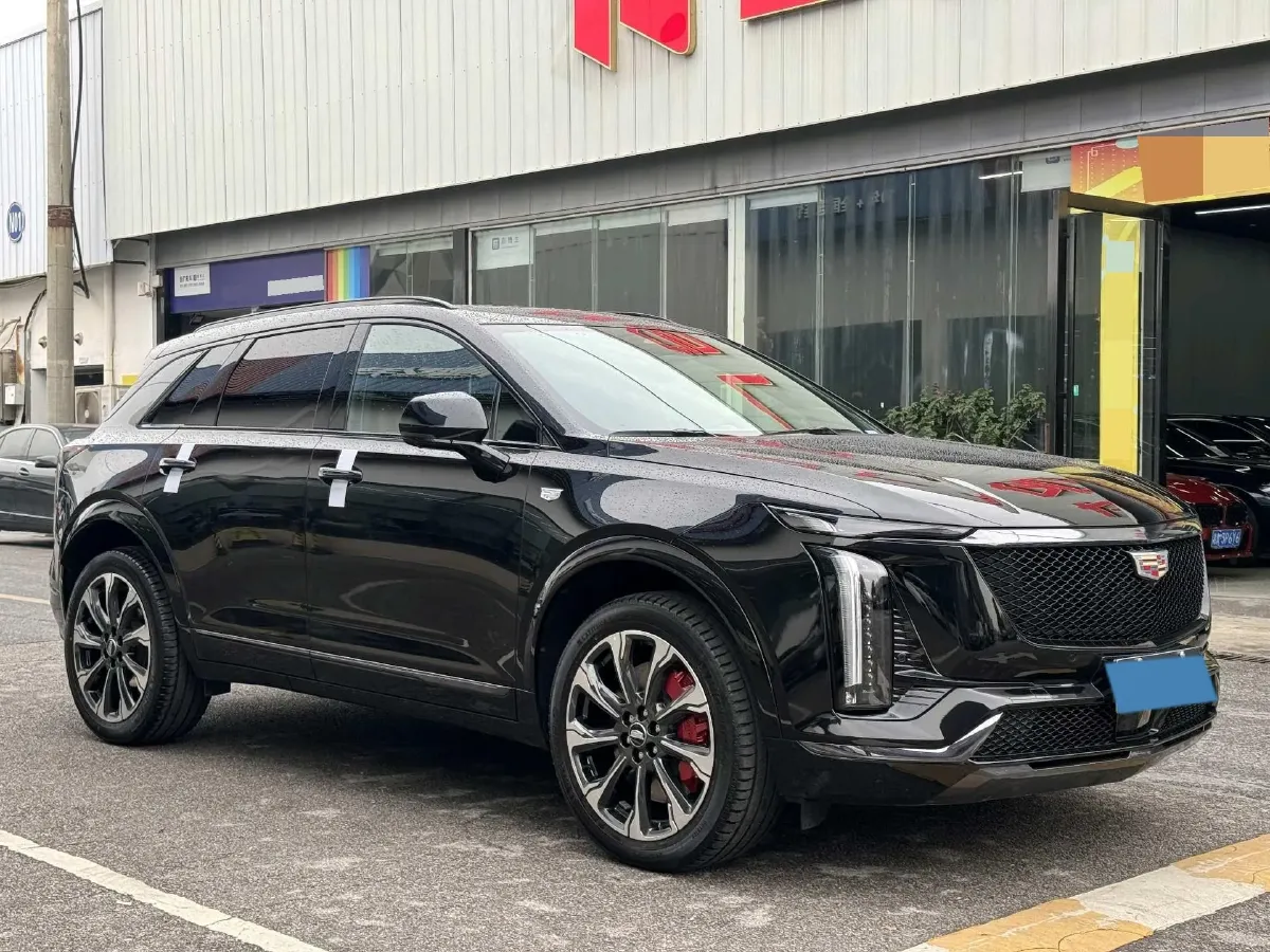 2025 Cadillac XT5 2.0T 237HP L4 9AT,autocango,china used car exporter,china ev exporter,chinese used car exporter,chinese used ev exporter