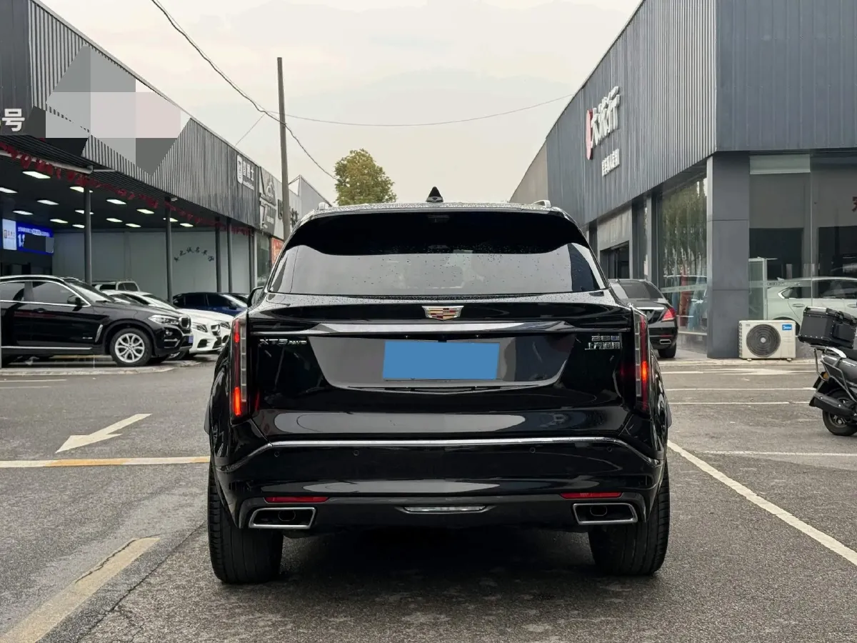 2025 Cadillac XT5 2.0T 237HP L4 9AT,autocango,china used car exporter,china ev exporter,chinese used car exporter,chinese used ev exporter