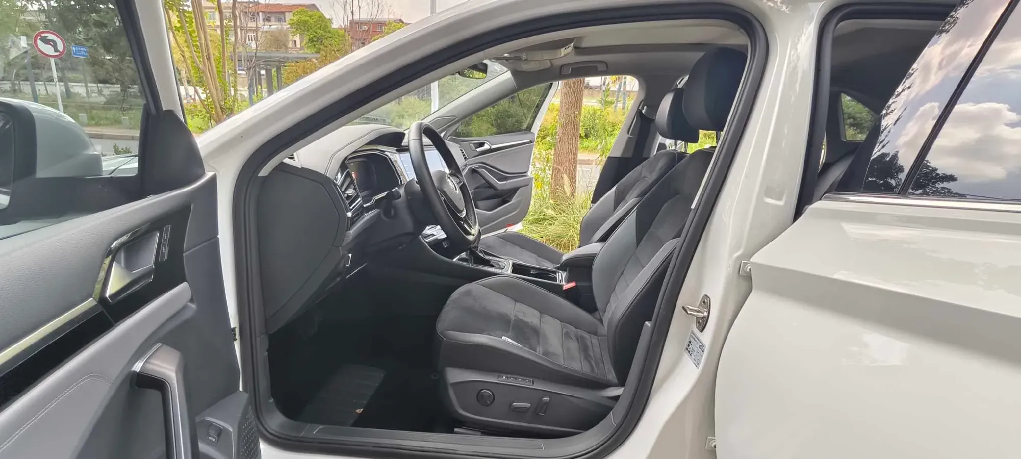 2021 Volkswagen Sagitar 1.4T 150HP L4 7DCT,autocango,china used car exporter,china ev exporter,chinese used car exporter,chinese used ev exporter