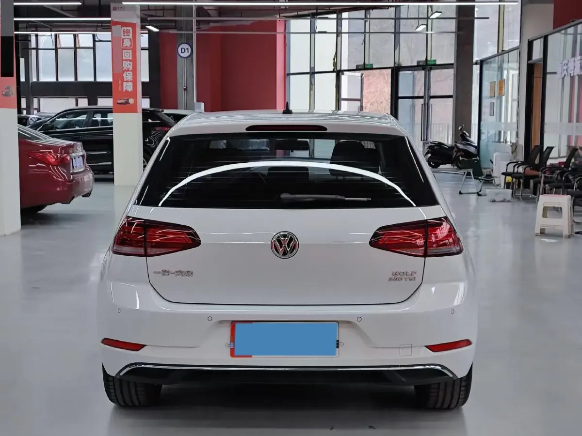 2019 Brilliance Auto V7 1.8T 231HP L4 7DCT,autocango,china used car exporter,china ev exporter,chinese used car exporter,chinese used ev exporter