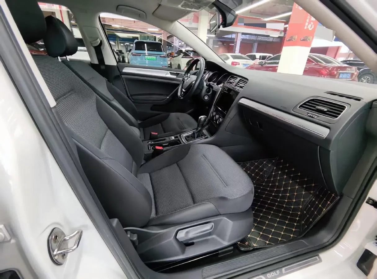 2019 Brilliance Auto V7 1.8T 231HP L4 7DCT,autocango,china used car exporter,china ev exporter,chinese used car exporter,chinese used ev exporter