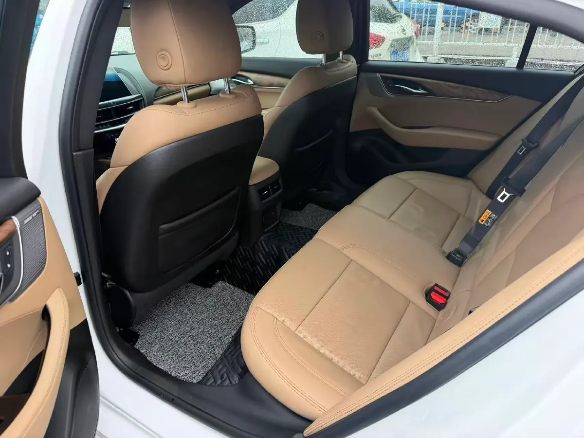 2022 Cadillac CT5 2.0T 237HP L4 10AT,autocango,china used car exporter,china ev exporter,chinese used car exporter,chinese used ev exporter