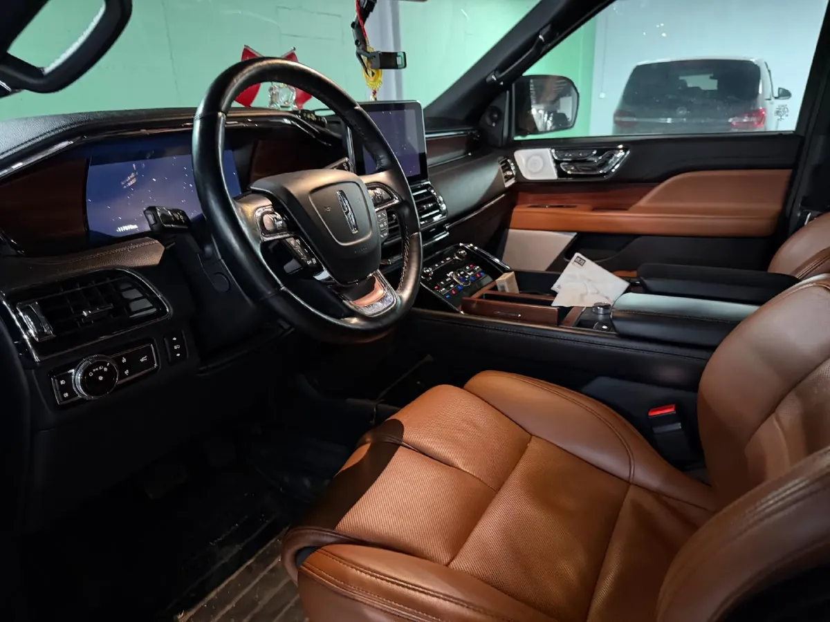 2020 Lincoln Navigator 3.5T 388HP V6 10AT,autocango,china used car exporter,china ev exporter,chinese used car exporter,chinese used ev exporter