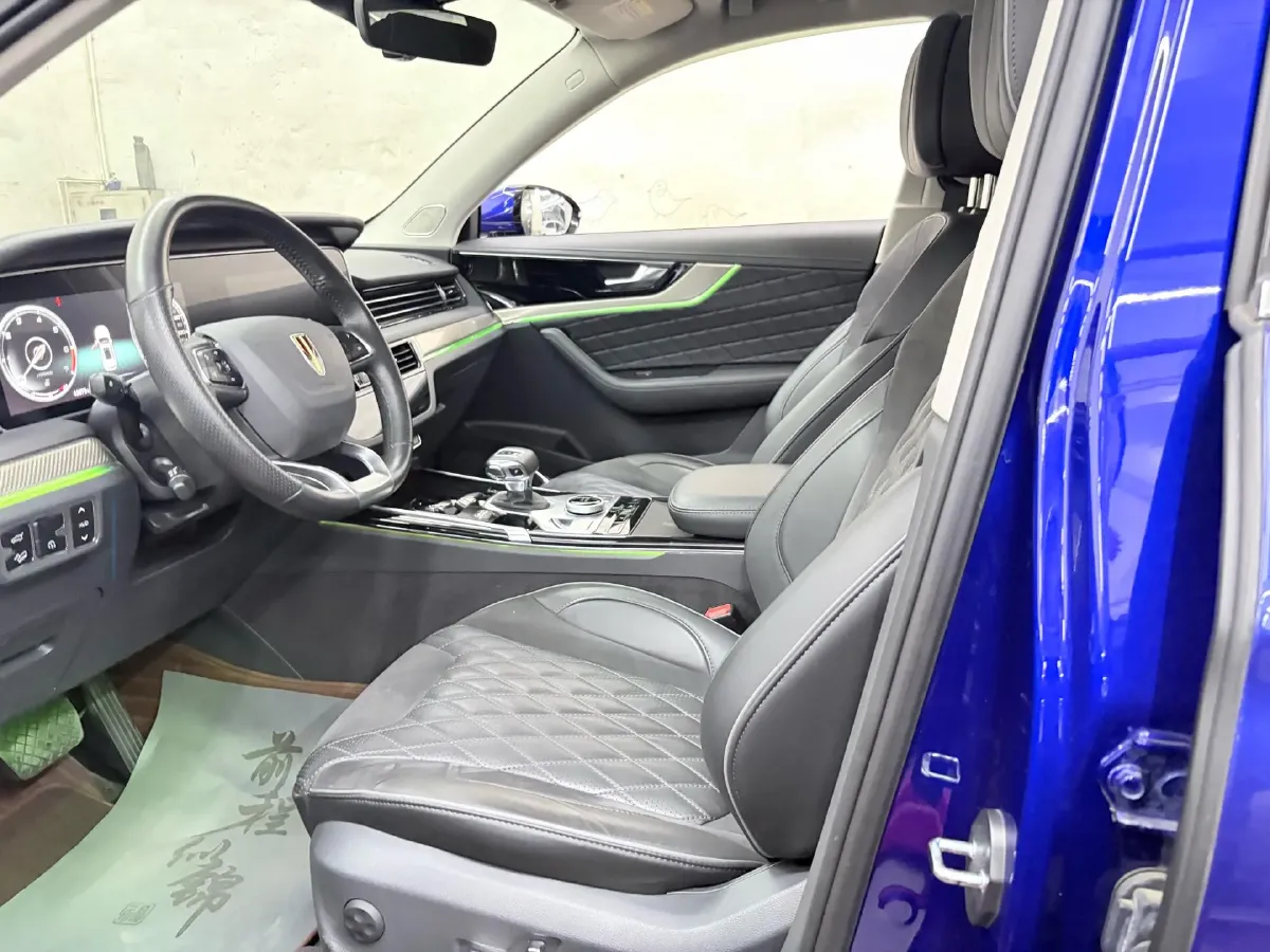 2019 HongQi HS5 2.0T 224HP L4 6AT,autocango,china used car exporter,china ev exporter,chinese used car exporter,chinese used ev exporter