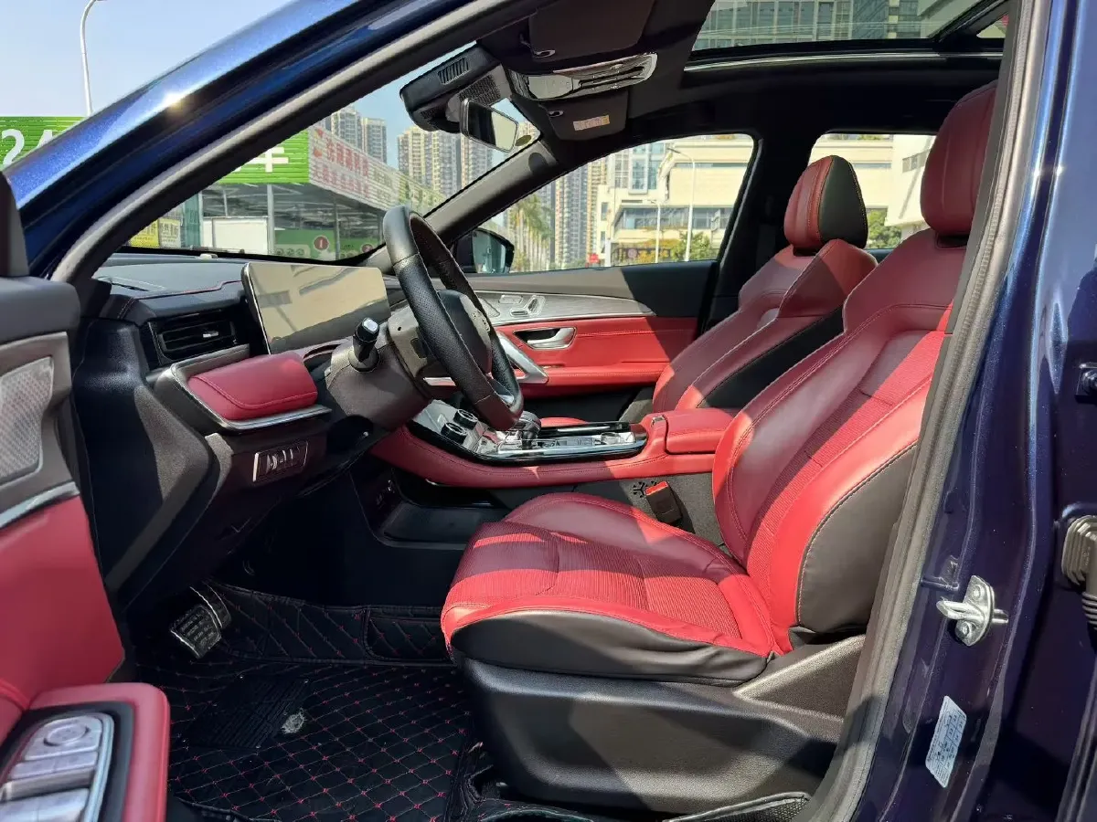 2021 Chery Tiggo 8 Plus 1.6T 197HP L4 7DCT,autocango,china used car exporter,china ev exporter,chinese used car exporter,chinese used ev exporter