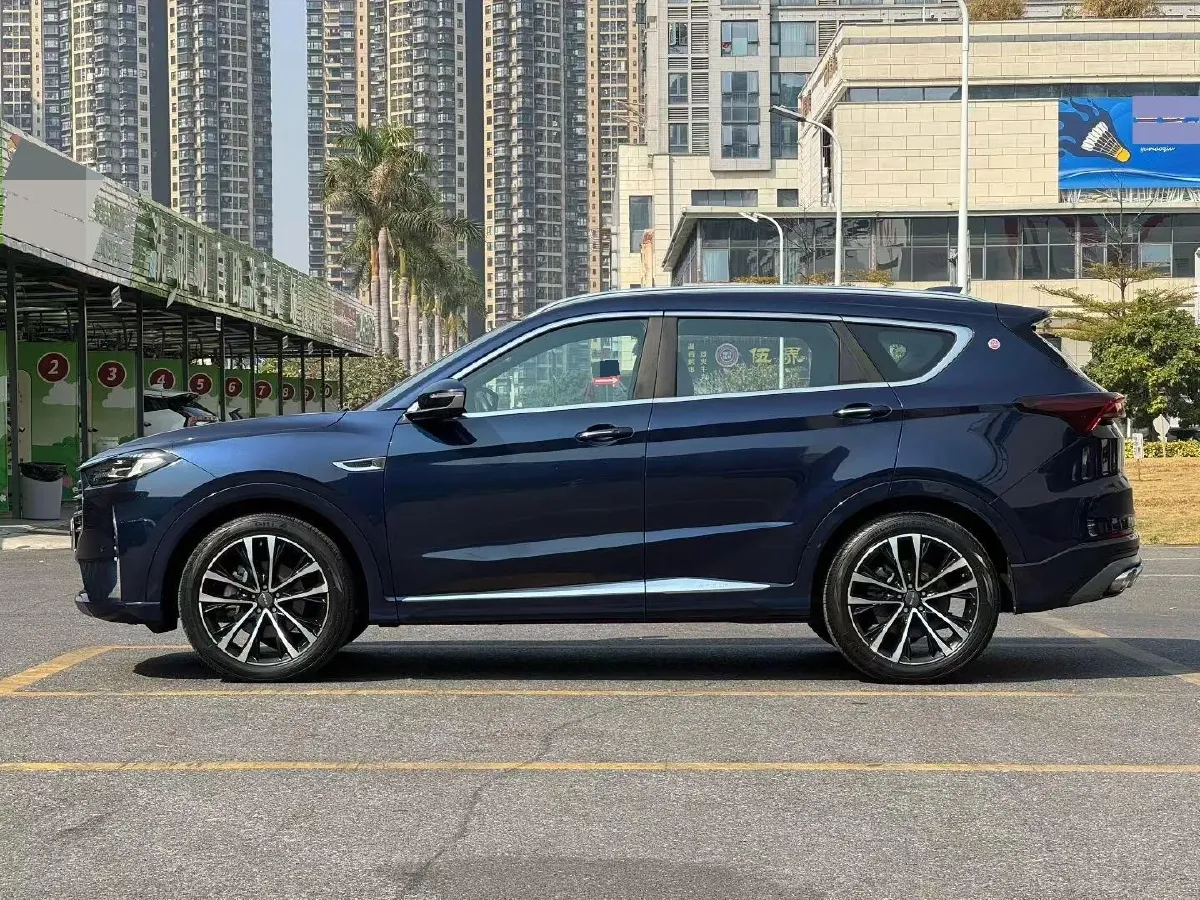 2021 Chery Tiggo 8 Plus 1.6T 197HP L4 7DCT,autocango,china used car exporter,china ev exporter,chinese used car exporter,chinese used ev exporter