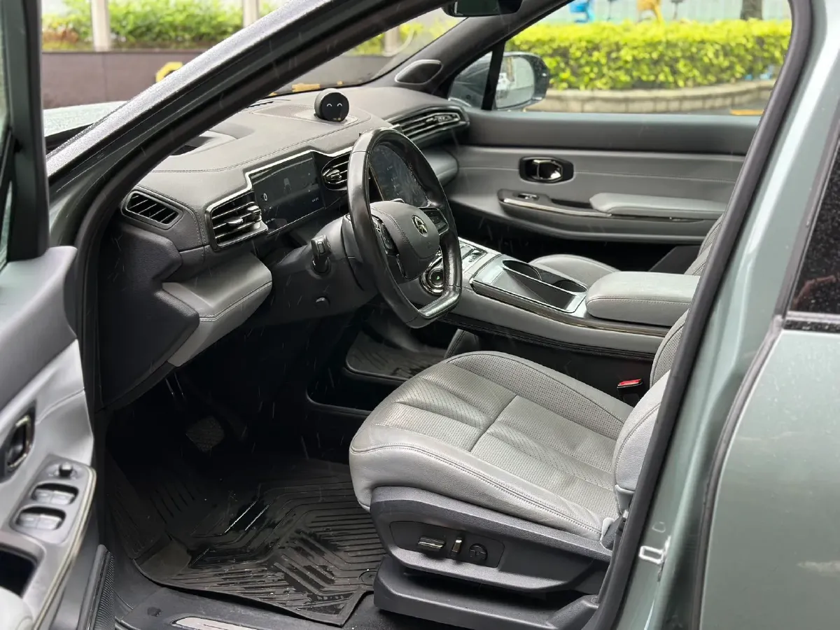 2022 NIO ES8 BEV 75KWH,autocango,china used car exporter,china ev exporter,chinese used car exporter,chinese used ev exporter