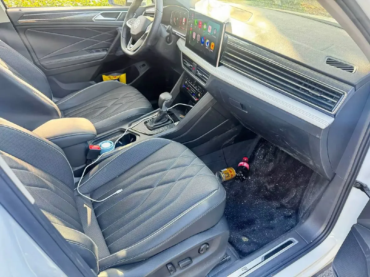 2024 Volkswagen Tiguan L 2.0T 186HP L4 7DCT,autocango,china used car exporter,china ev exporter,chinese used car exporter,chinese used ev exporter