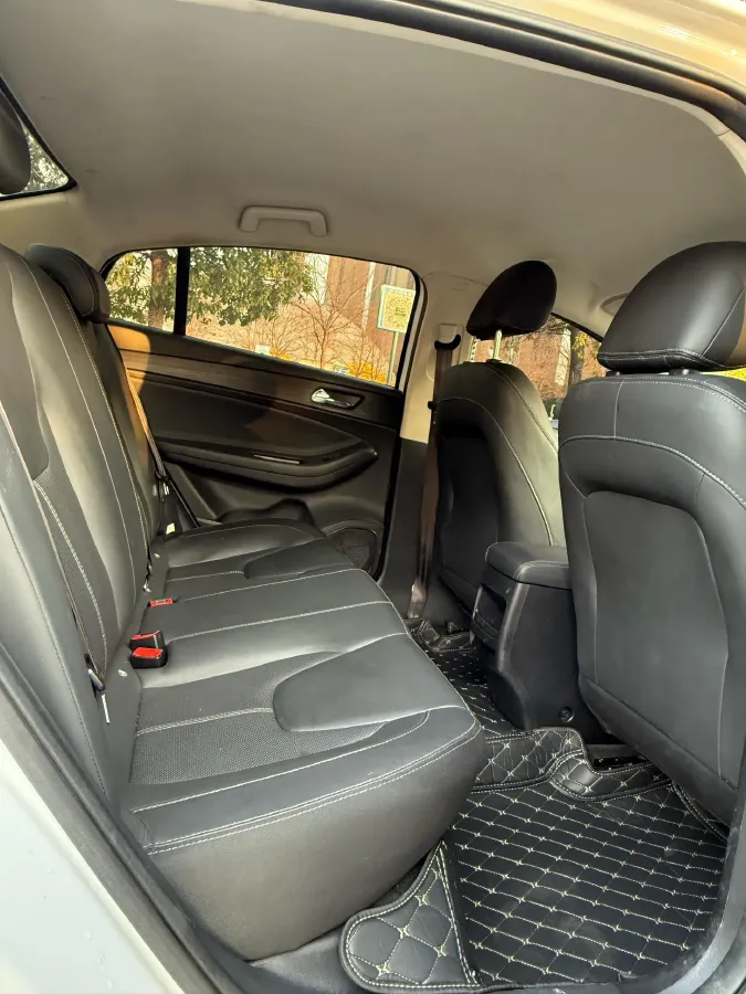 2021 Chery Arrizo 5 1.5L 116HP L4 5MT,autocango,china used car exporter,china ev exporter,chinese used car exporter,chinese used ev exporter