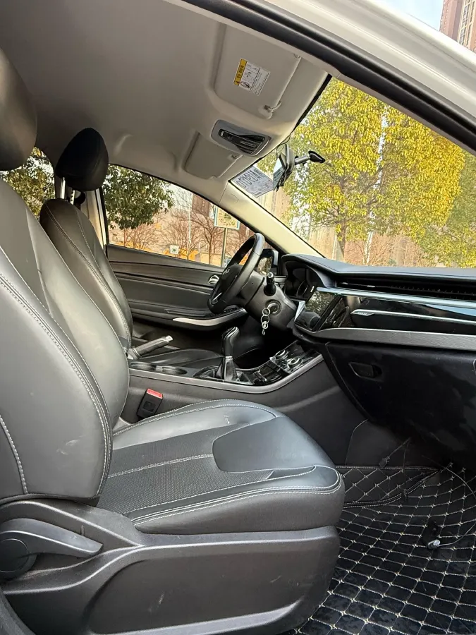 2021 Chery Arrizo 5 1.5L 116HP L4 5MT,autocango,china used car exporter,china ev exporter,chinese used car exporter,chinese used ev exporter