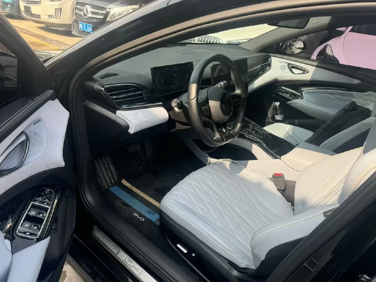 2022 MAXUS DaJia 5 BEV 70KWH,autocango,china used car exporter,china ev exporter,chinese used car exporter,chinese used ev exporter