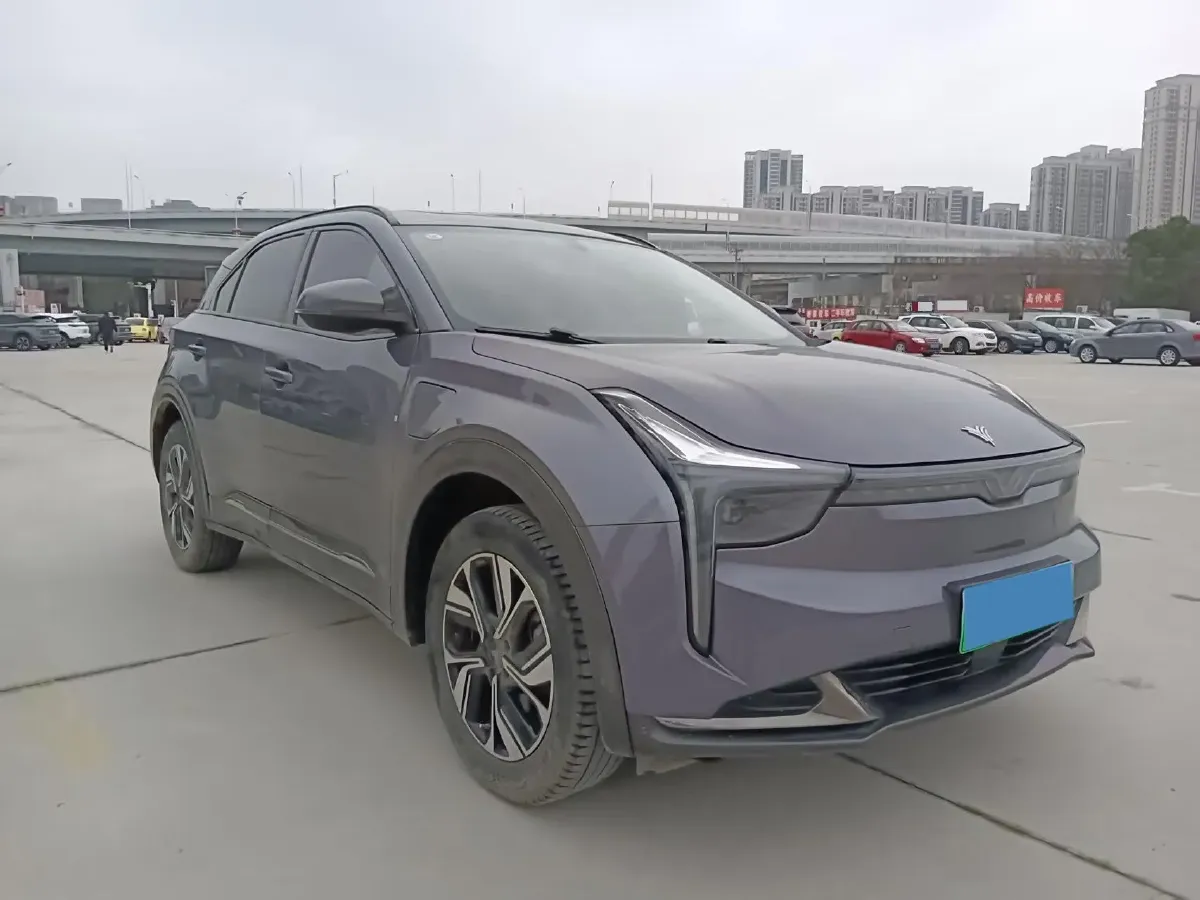 2022 Venucia Grand V 1.5T 190HP L4 7DCT,autocango,china used car exporter,china ev exporter,chinese used car exporter,chinese used ev exporter