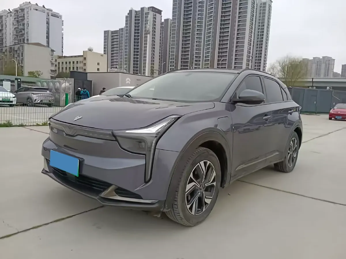 2022 Venucia Grand V 1.5T 190HP L4 7DCT,autocango,china used car exporter,china ev exporter,chinese used car exporter,chinese used ev exporter